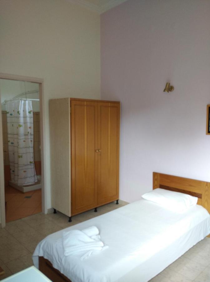 Hotel Ion Kamena Vourla Buitenkant foto