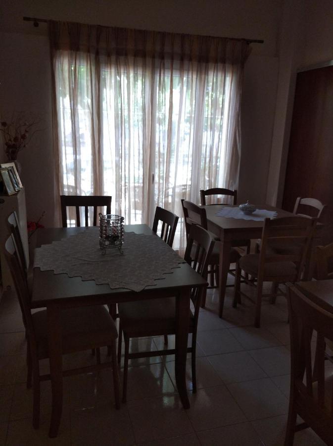 Hotel Ion Kamena Vourla Buitenkant foto