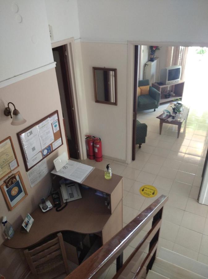 Hotel Ion Kamena Vourla Buitenkant foto